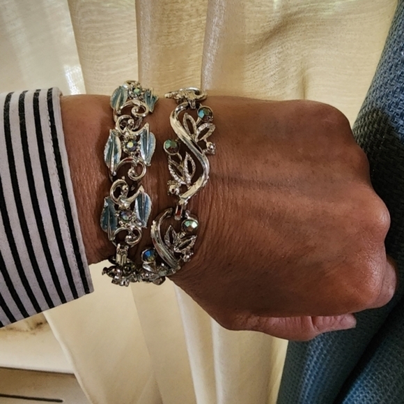 Vintage Aurora Borealis bracelets - Picture 14 of 16